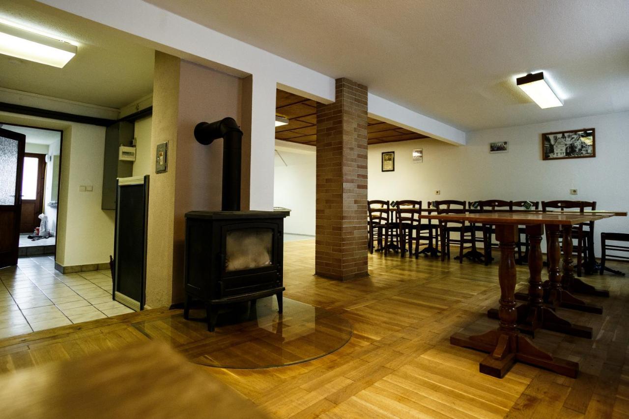 Landgasthaus Queen Victoria Stadtilm Екстер'єр фото